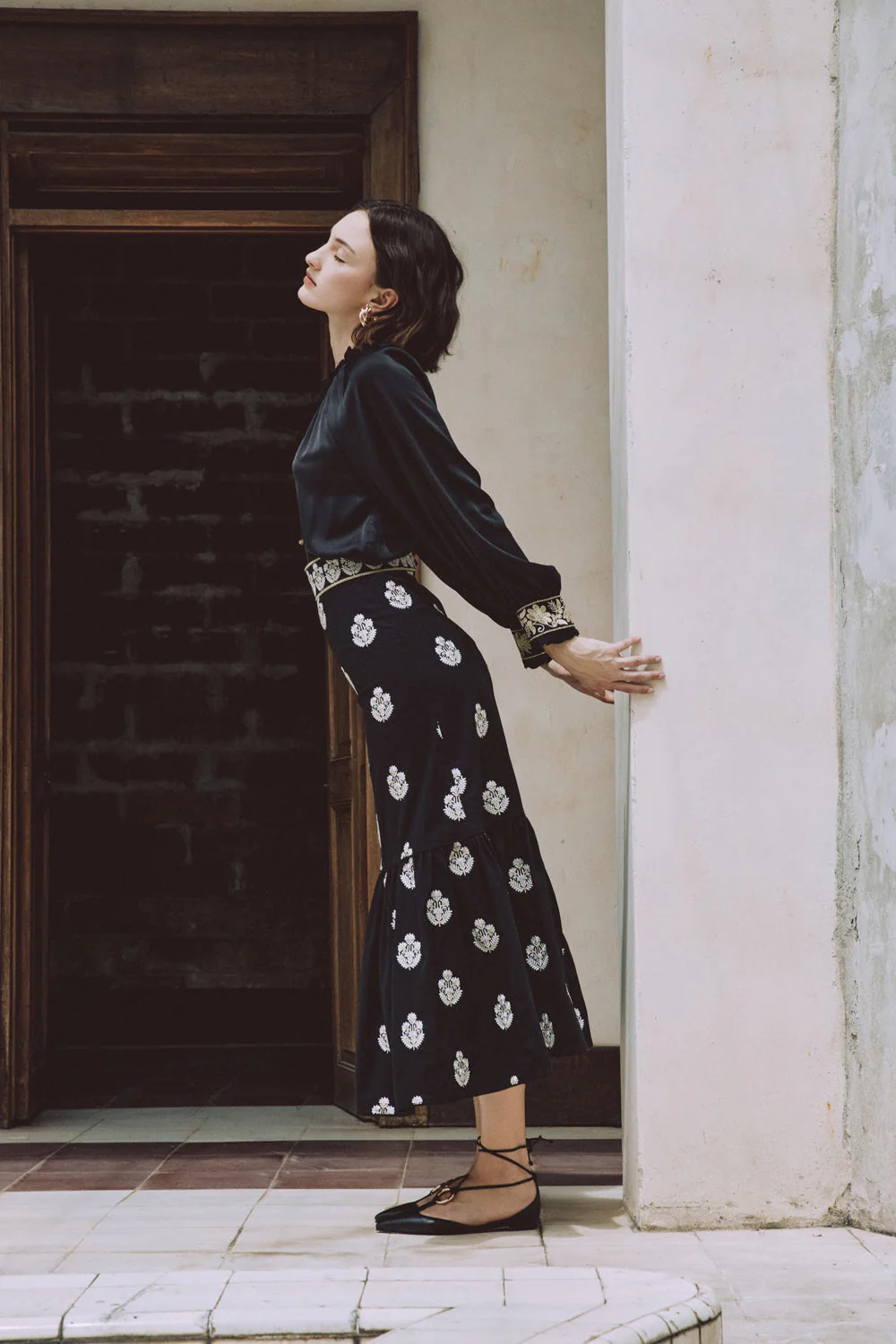 Begum Skirt- Black, White & Gold - Image 9