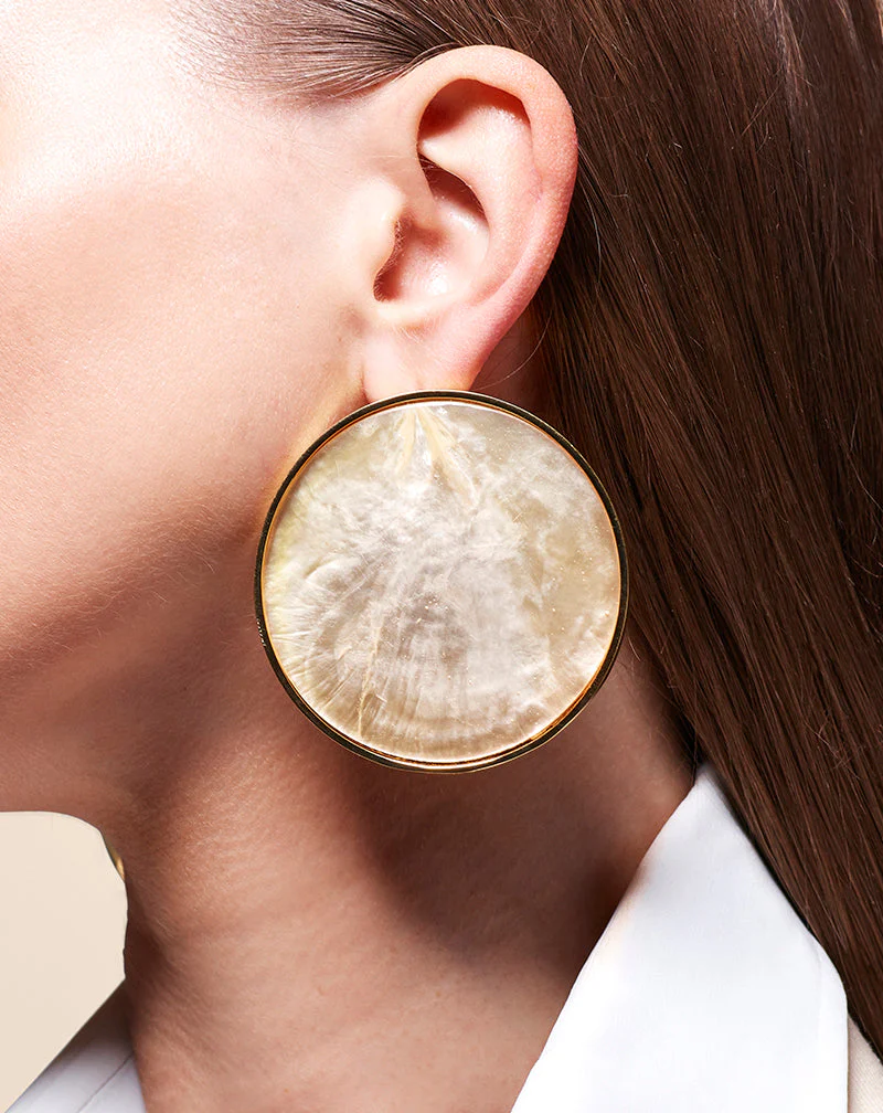 Bezel Set Shell Earring - Image 9