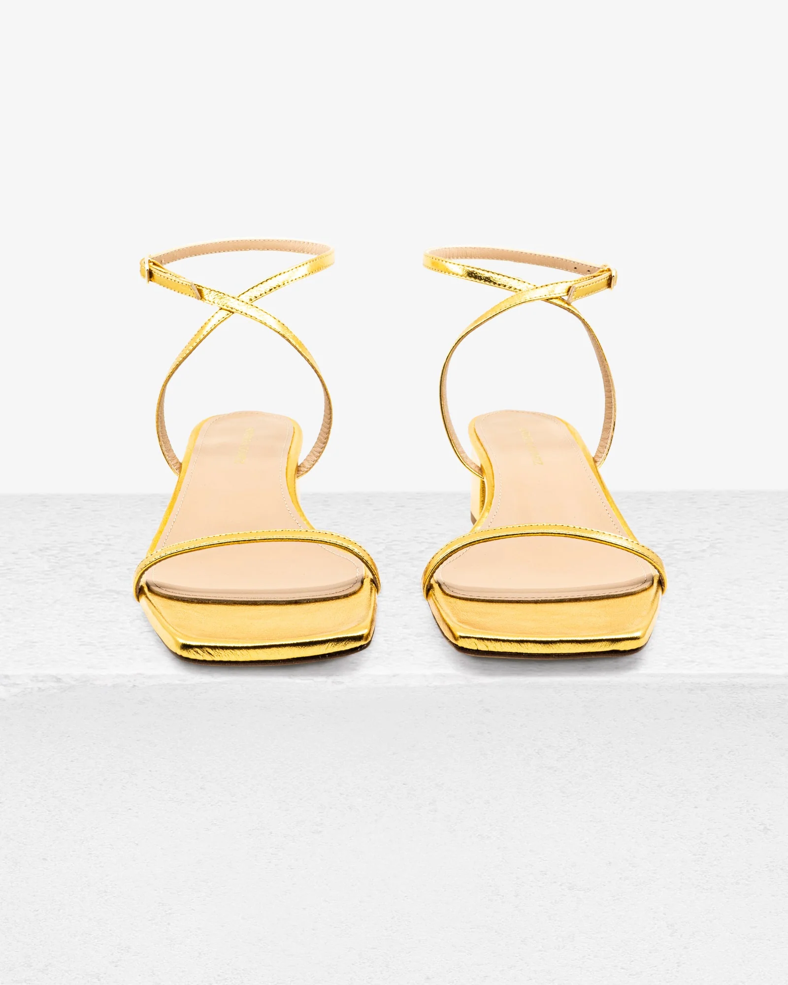 Brook Gold - Image 4