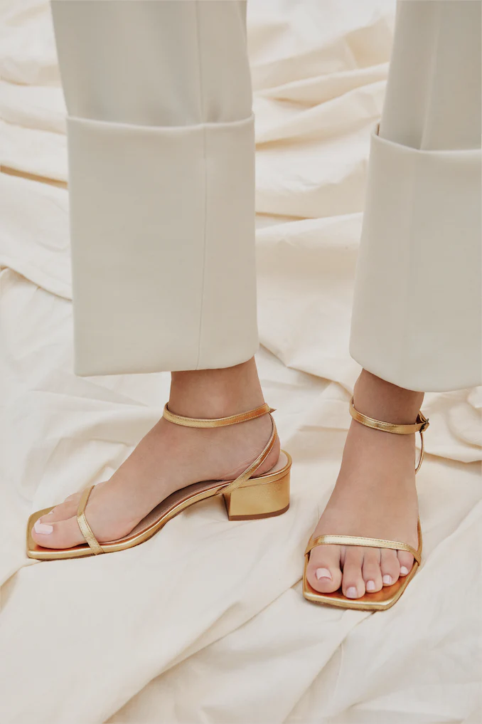 Brook Gold - Image 5