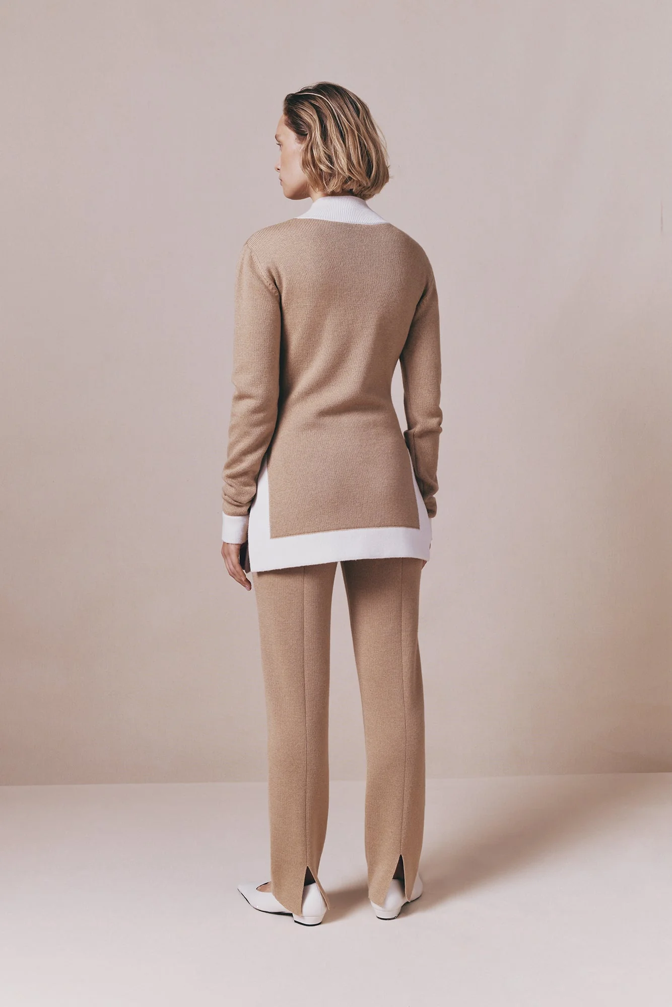 Camel and Ecru Merino Wool Sweater - Image 5