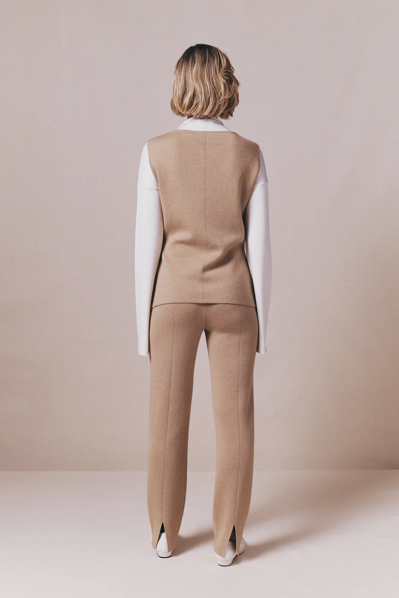 Camel Merino Wool Vest - Image 10