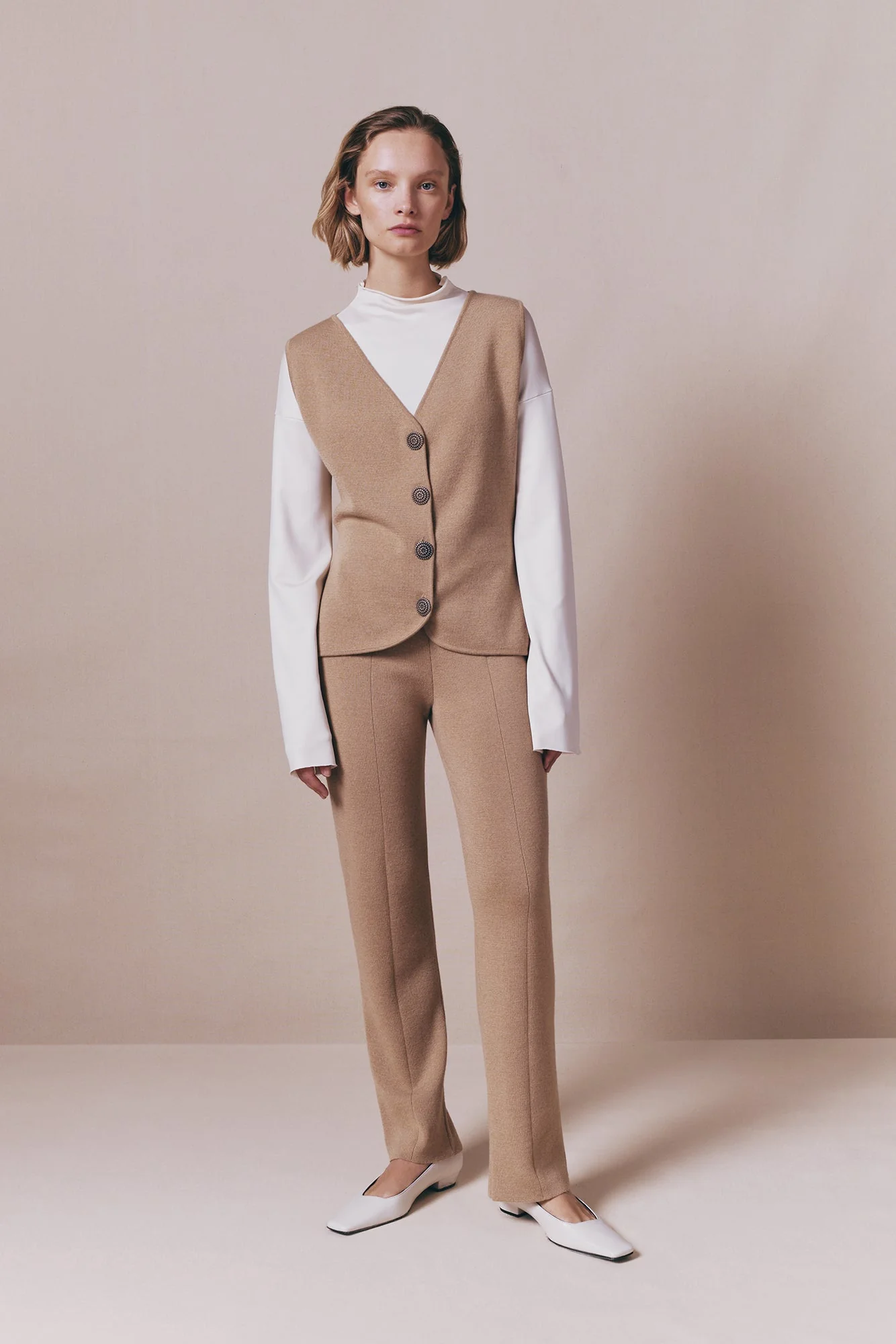 Camel Merino Wool Vest - Image 7