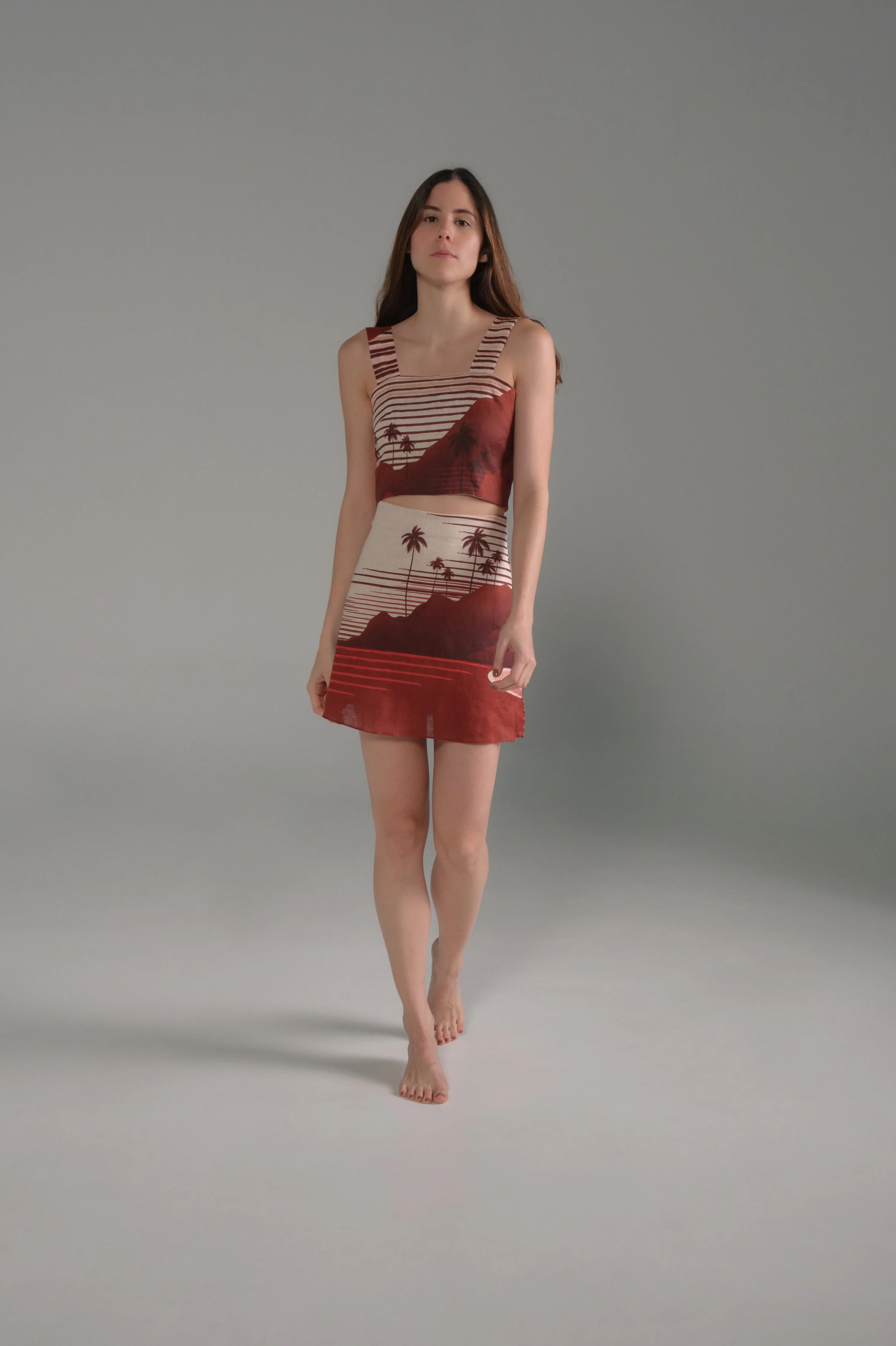 Carmelita Linen Mini Skirt / Red Tropical Landscape - Image 4
