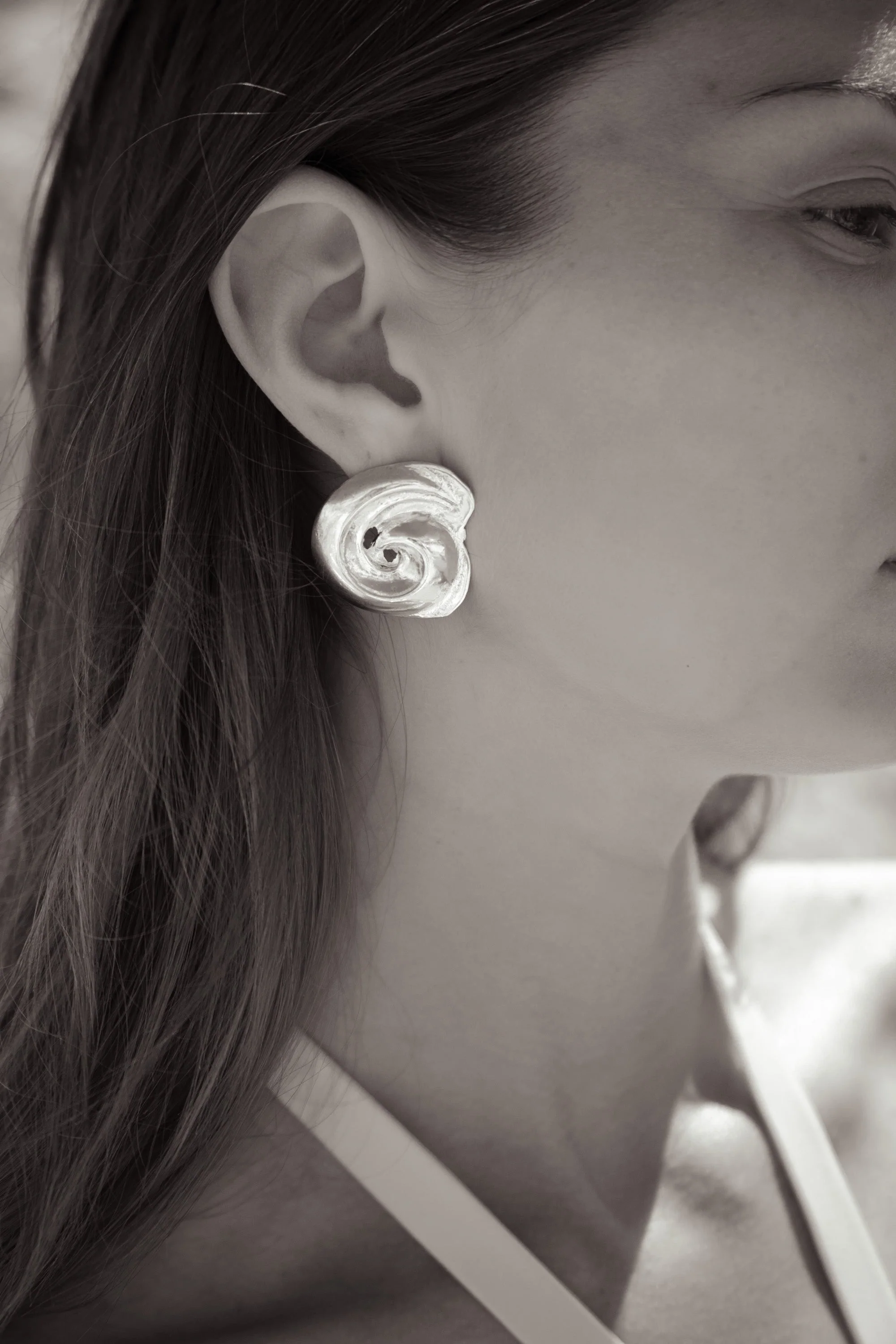 Cote Earrings - Image 3
