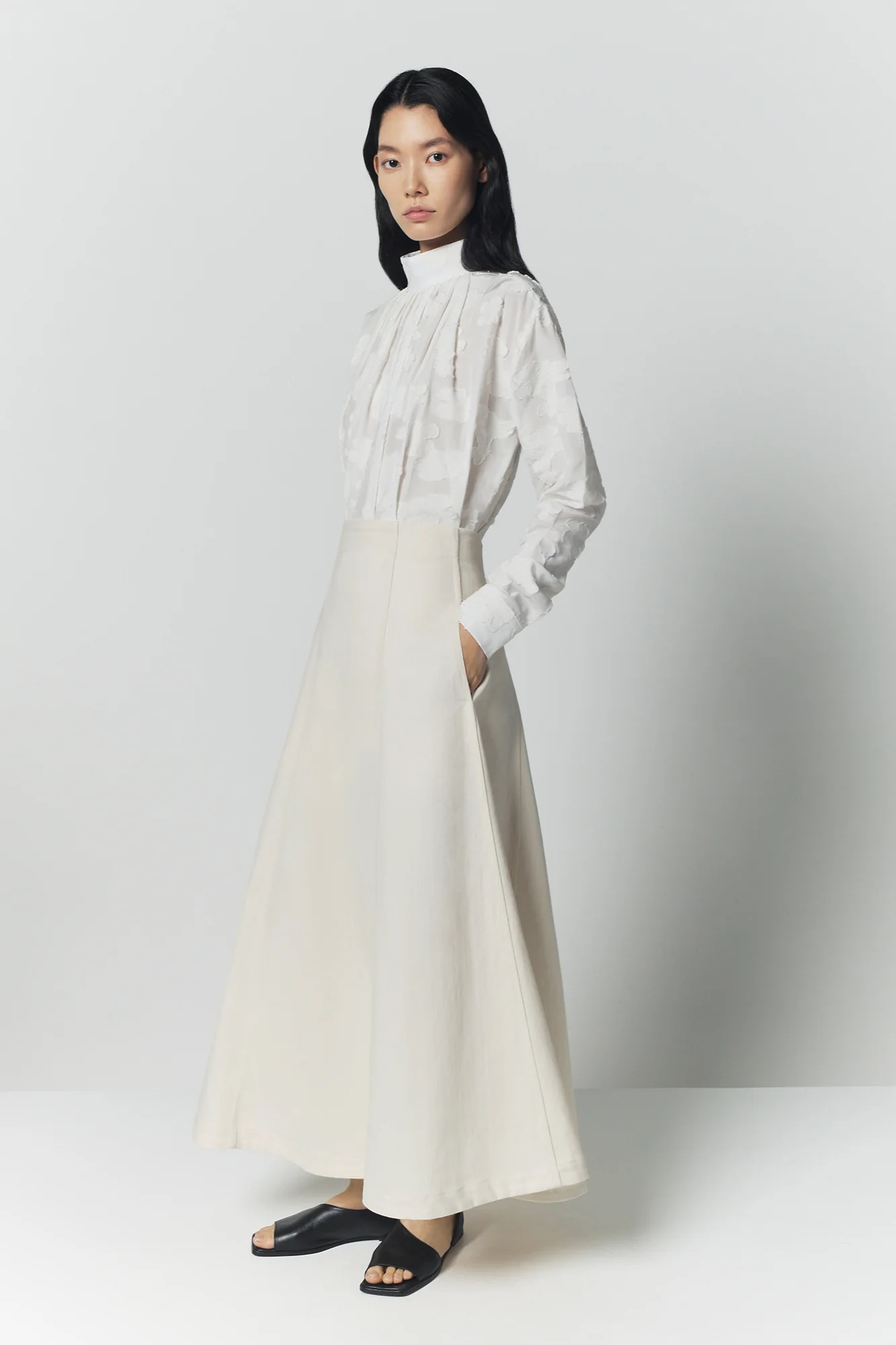 Ecru Denim Midi Skirt With Pockets - Image 3