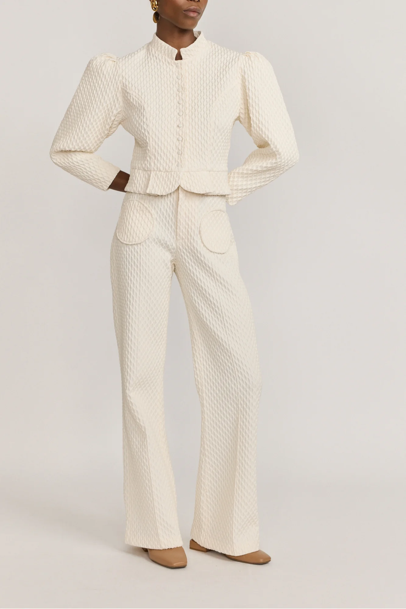 ECRU Flutter Flared Pants With Circular Pockets - Image 5