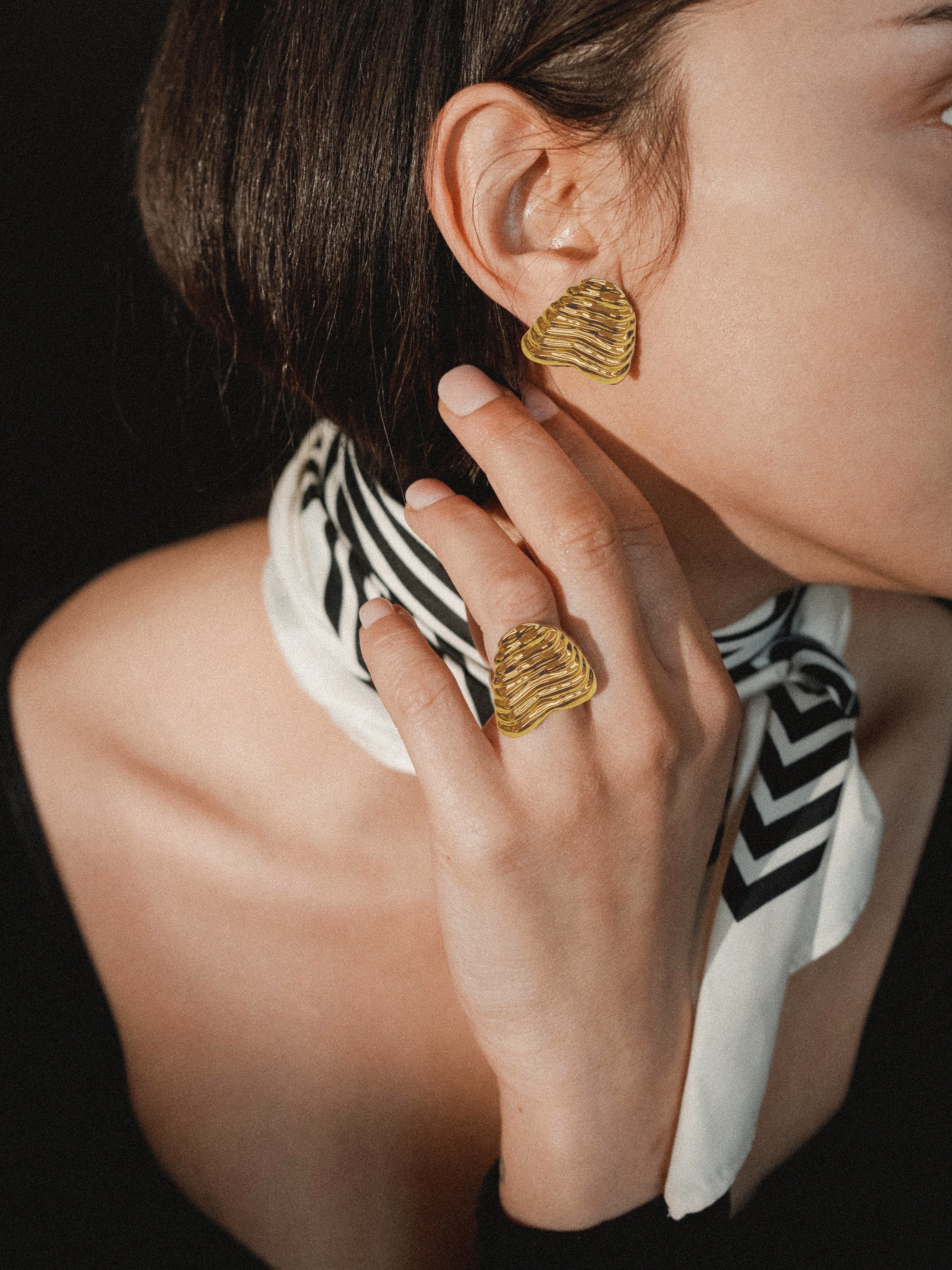 Fluted Shell Earrings - Image 6