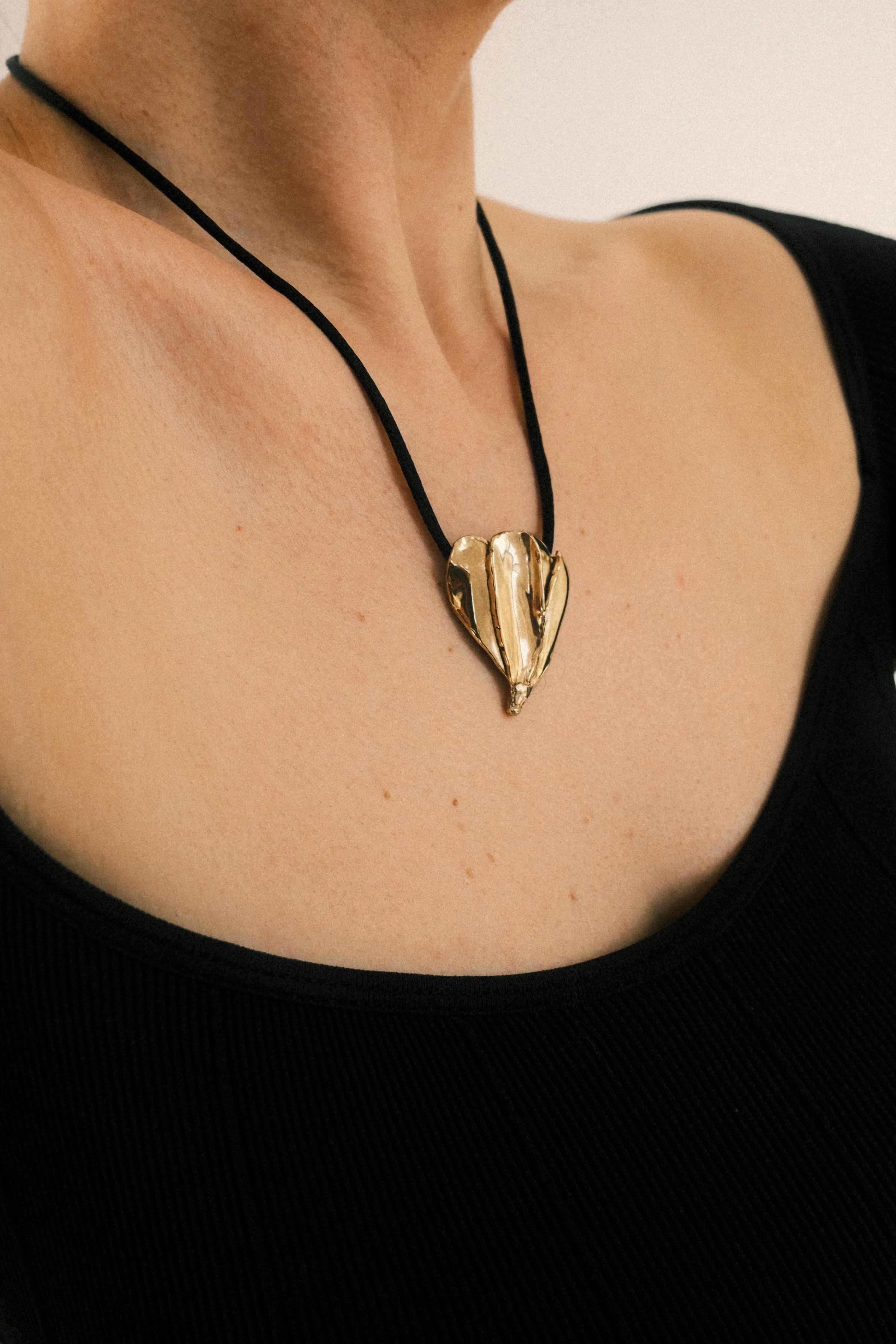 La Tulipe Pendant - Image 3