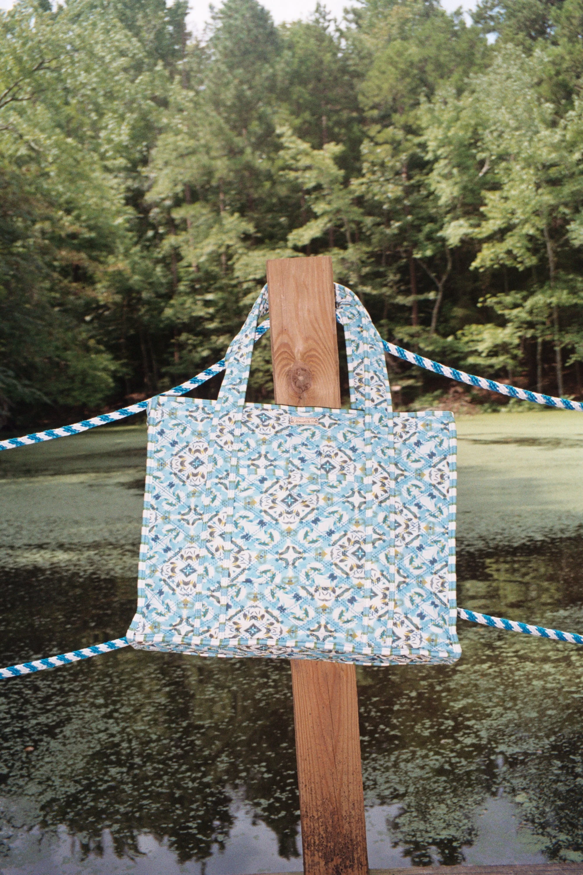 On the Road Quilted Tote - English Tile - Image 10