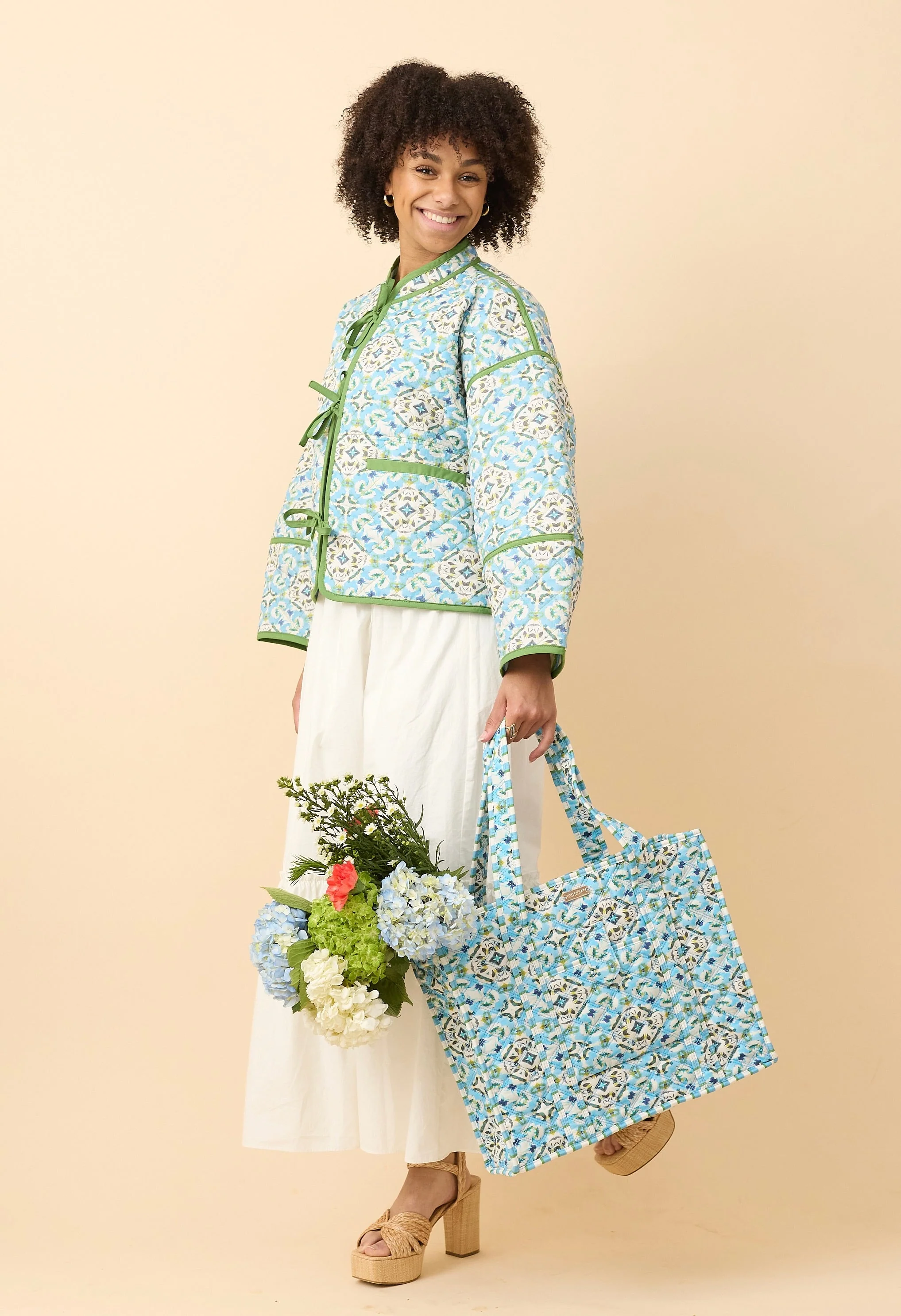 On the Road Quilted Tote - English Tile - Image 20