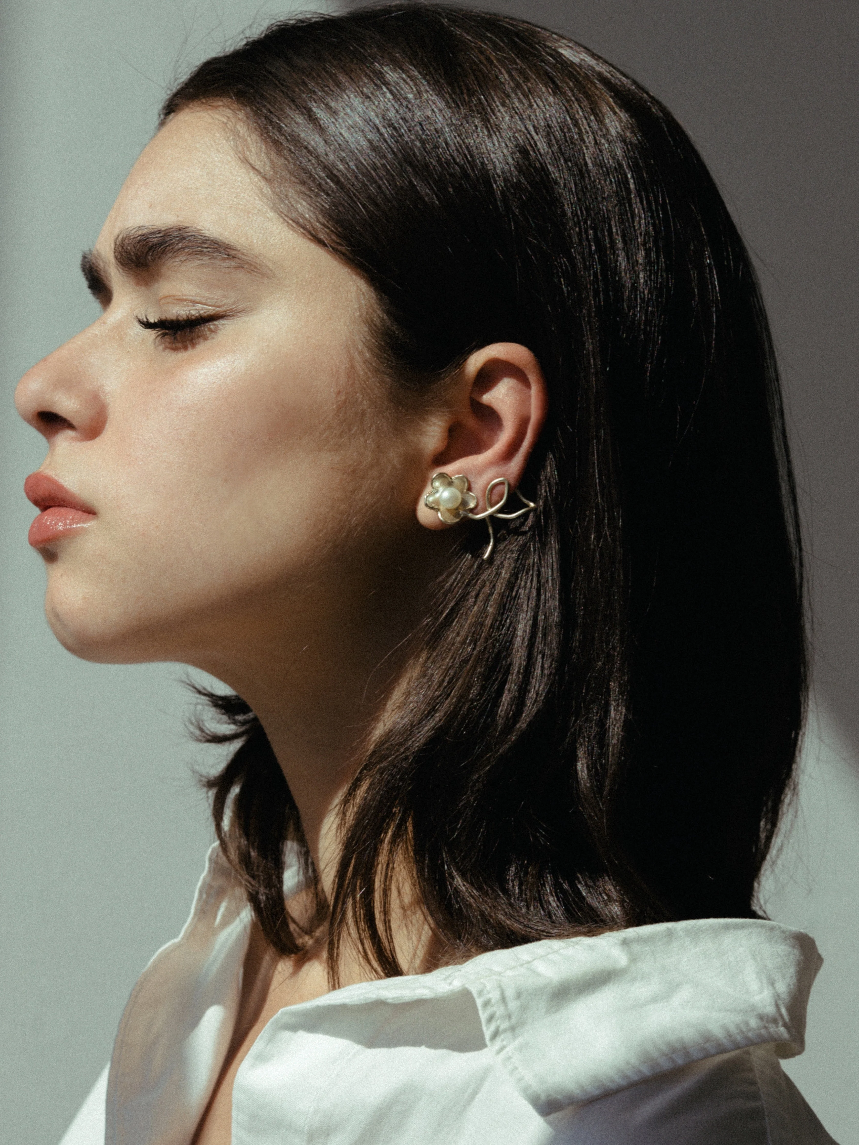Pearl Studded Earrings - Image 5
