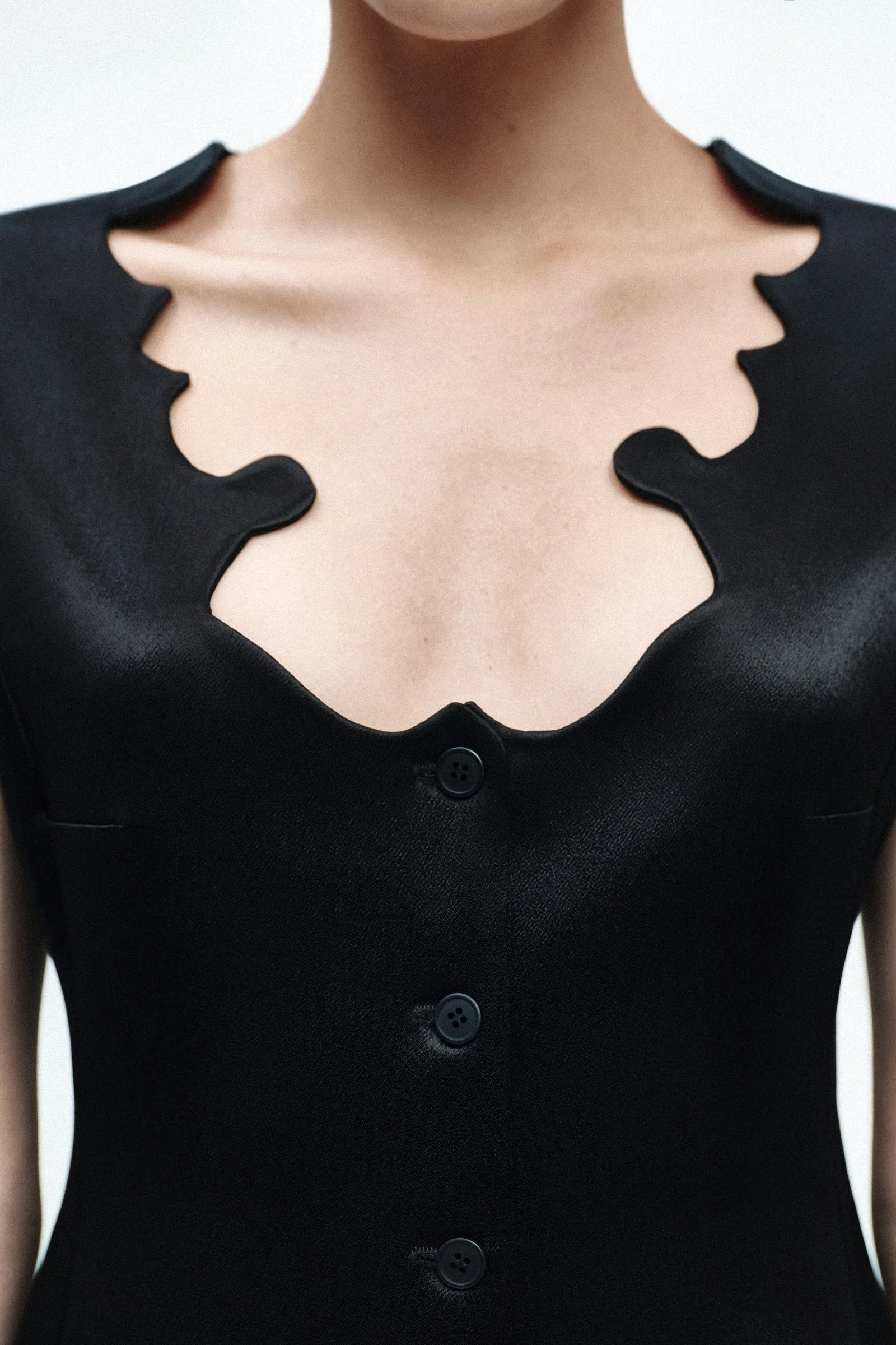 Prychillia Vest - Image 9