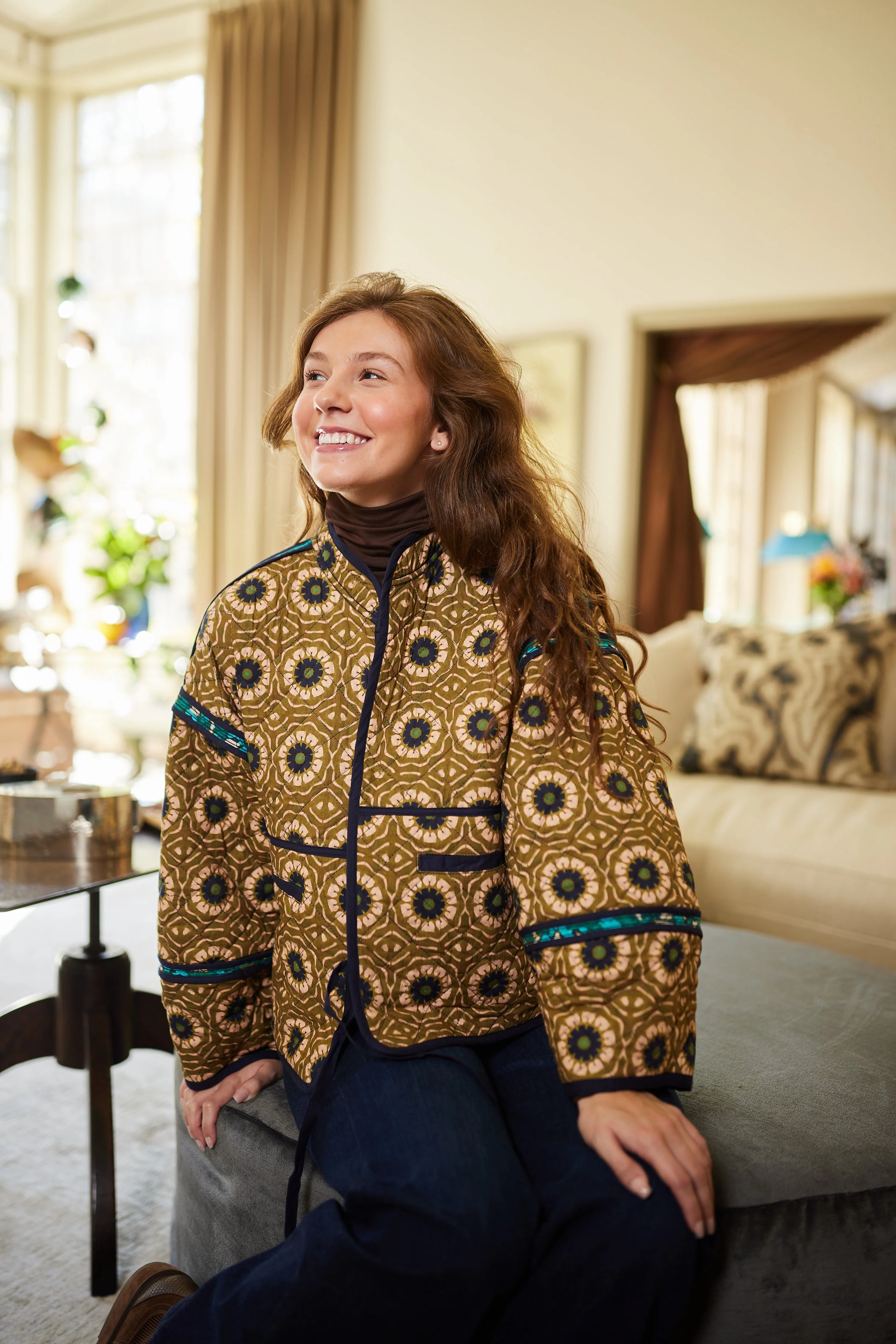 The Eloise Reversible Quilted Jacket - Poppy Teal & Dandelion Hunter Green - Image 4
