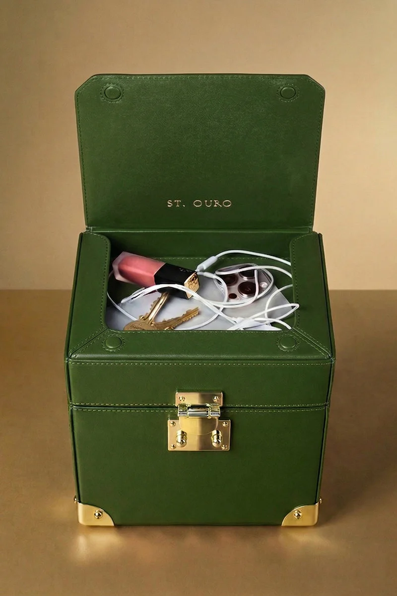 The Themis Breastmilk Cooler - Image 2