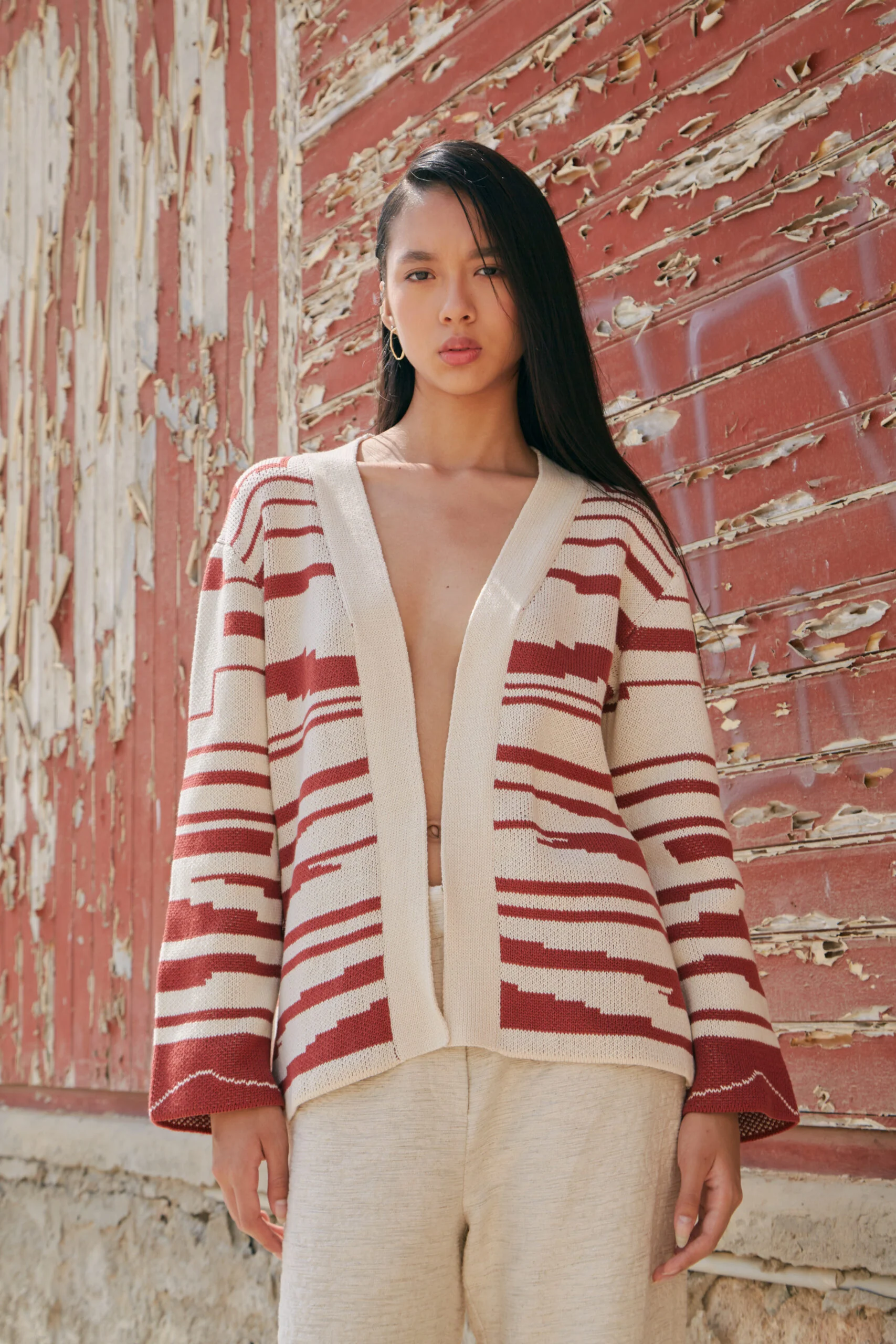 Thierra Sur Red Cardigan - Image 5