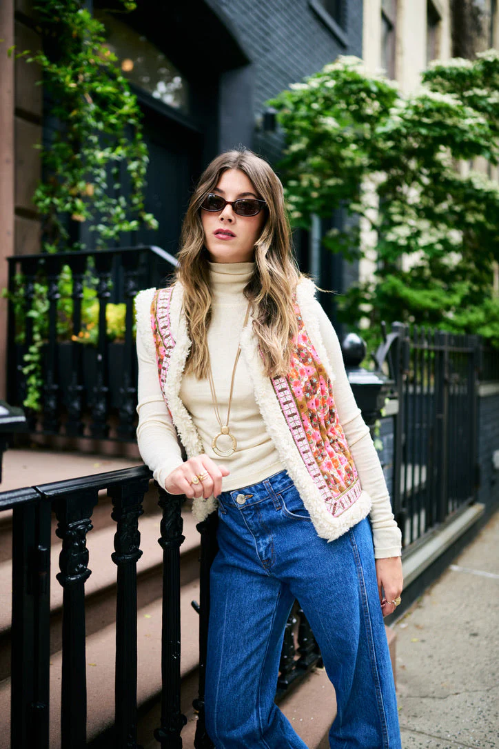 Willow Sherpa Reversible Vest - Farmhouse Pink - Image 7